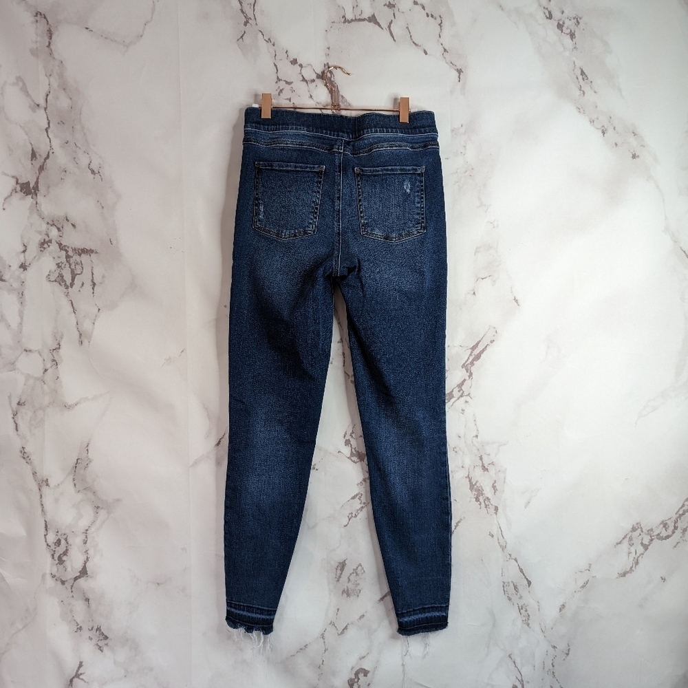 Spanx Jegging Medium Wash Denim Rise Jean Distressed 20203r